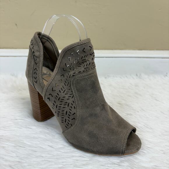 Fergalicious by Fergie Open Toe Laser Cut Taupe Suede Bootie Size 7.5 - Picture 1 of 8
